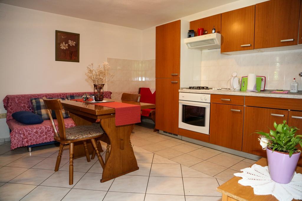 Apartments Divkovic フヴァル 部屋 写真